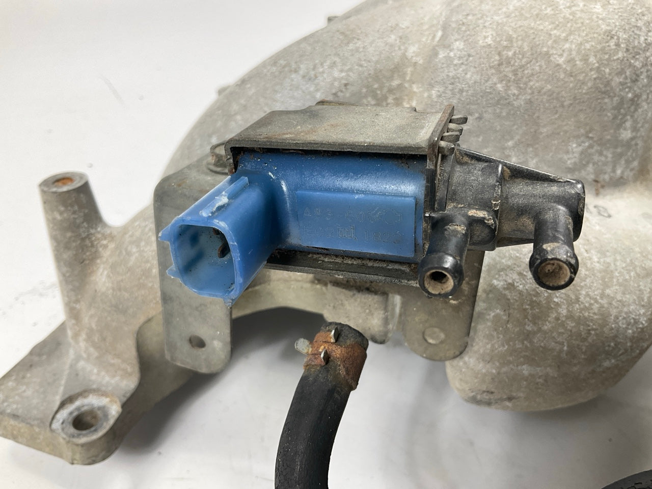 USED - Upper Intake Manifold OEM For 2002-2003 Nissan Maxima 3.5L V6