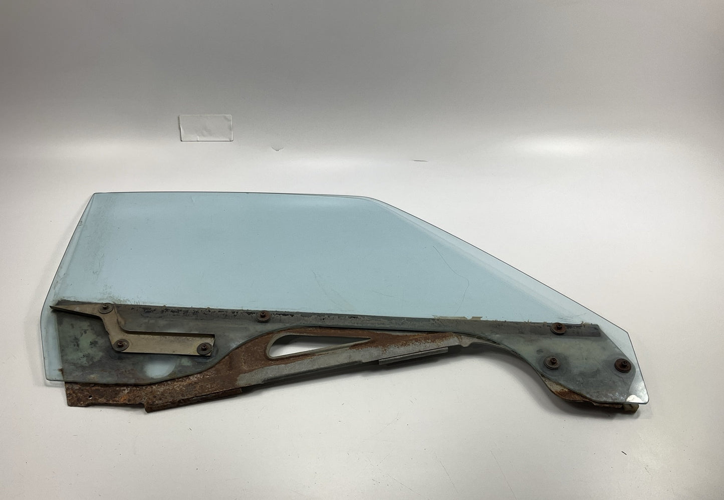 USED #15056 - Right Passengers Door Window Glass For 70-76 Datsun 240z 260z 280z