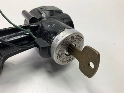 USED #155  Ignition Lock Cylinder With One Key OEM For Datsun 240Z 260Z 280Z