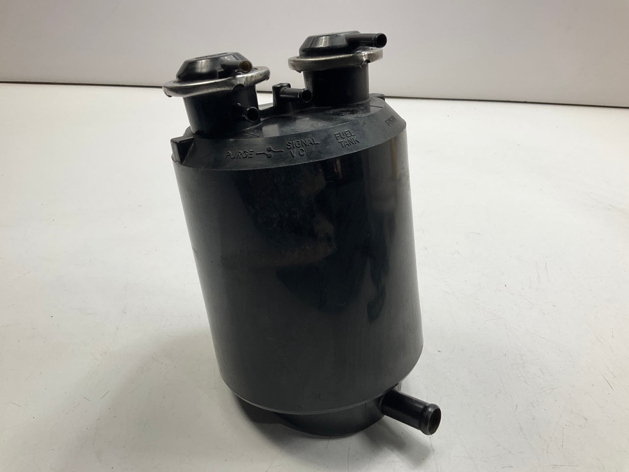 USED - Charcoal Fuel Vapor Canister 14950-16E01 OEM For 1986-88 Nissan 300ZX Z31