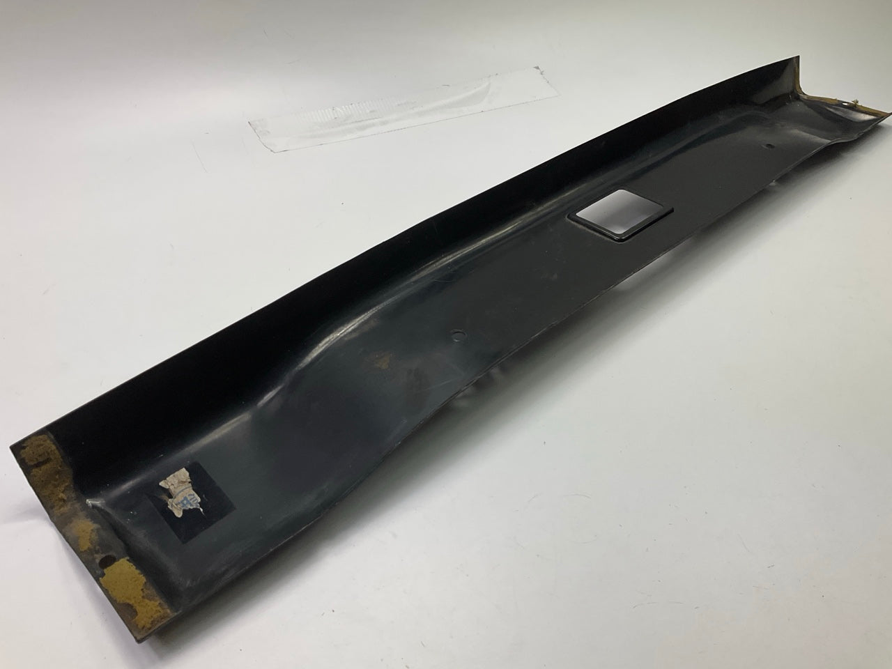 CRAKED, ROUGH SHAPE, SEE PHOTOS - Used Overhead Map Light Trim Panel For 280z