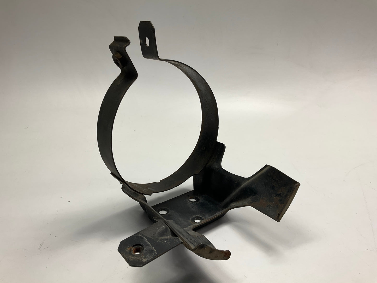 USED #1665 Charcoal Fuel Vapor Canister Mount Bracket For 90-96 Nissan Z32 300zx