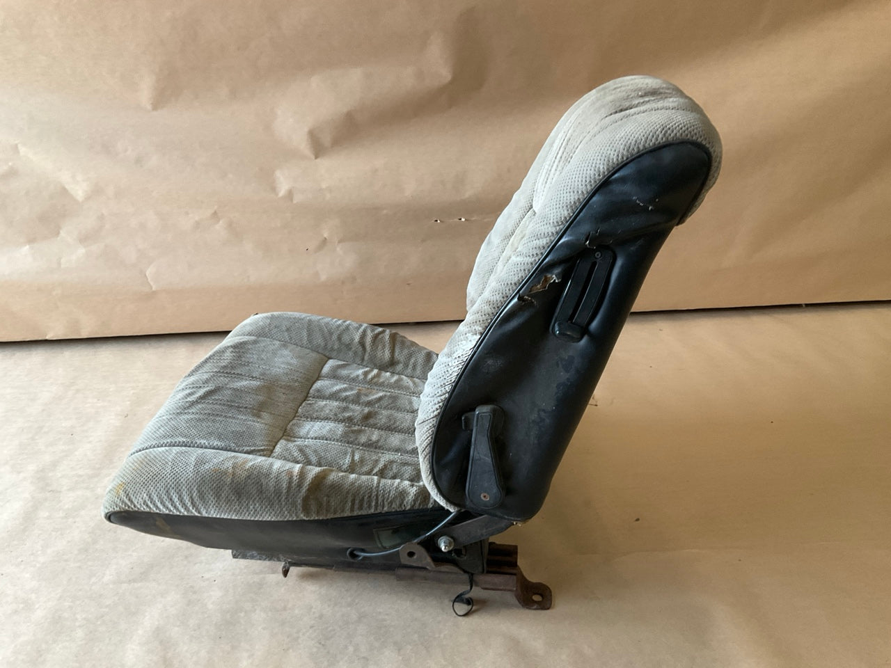 NEEDS TO BE RE UPHOLSTERED, ROUGH, Original Used Seats For 1982-83 Datsun 280zx