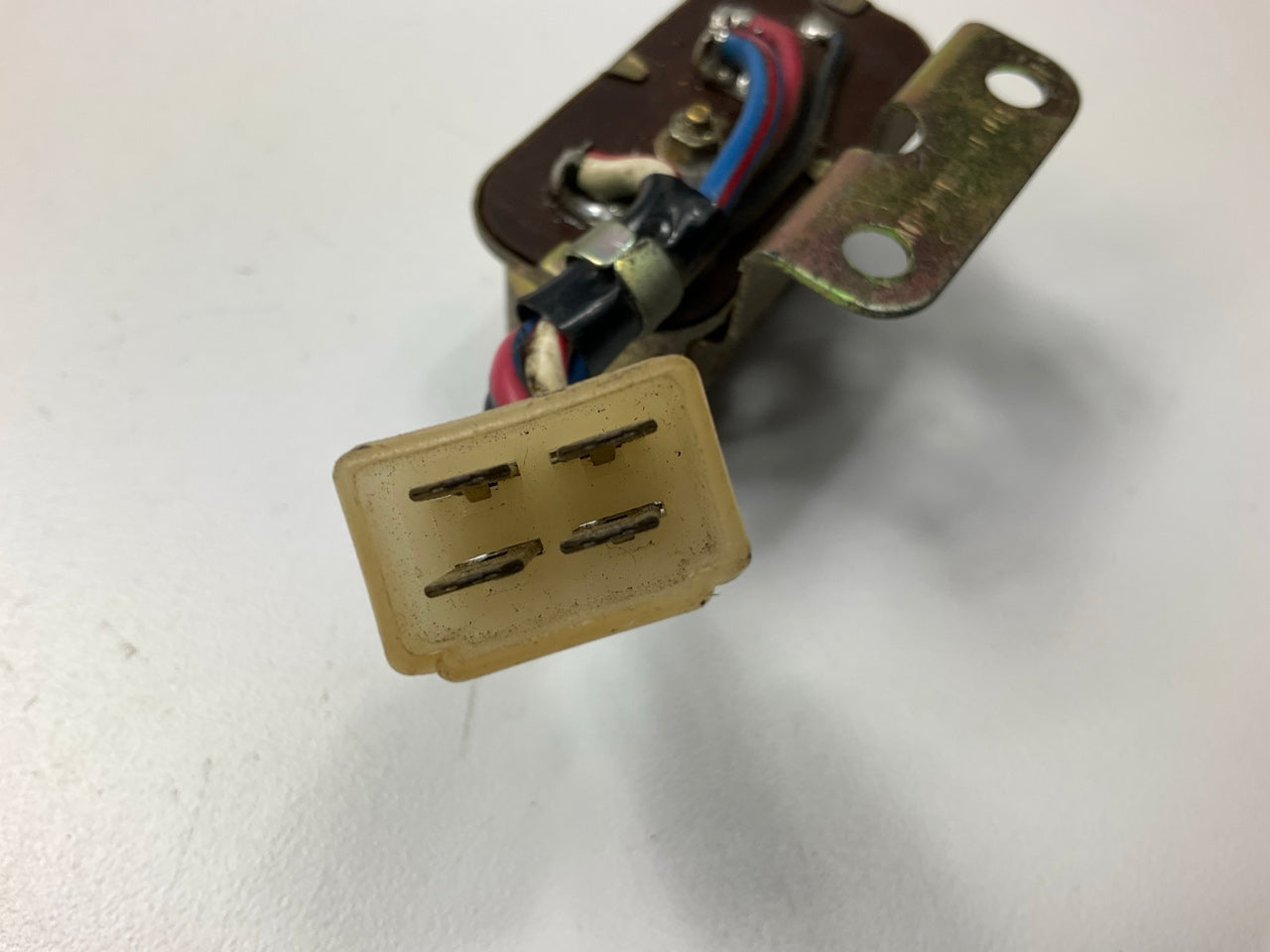 USED - Hatch Glass Heater Heated Defrost Relay # 25230-E4100 For Datsun 240z