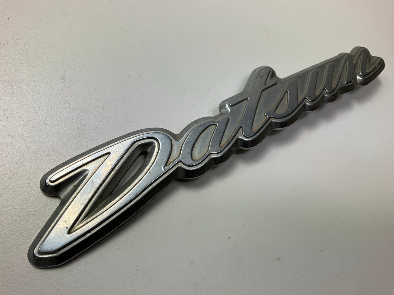 USED #249 Broken Clips OEM Hatch Emblem For 1970-1978 Datsun 240z 260z 280z S30