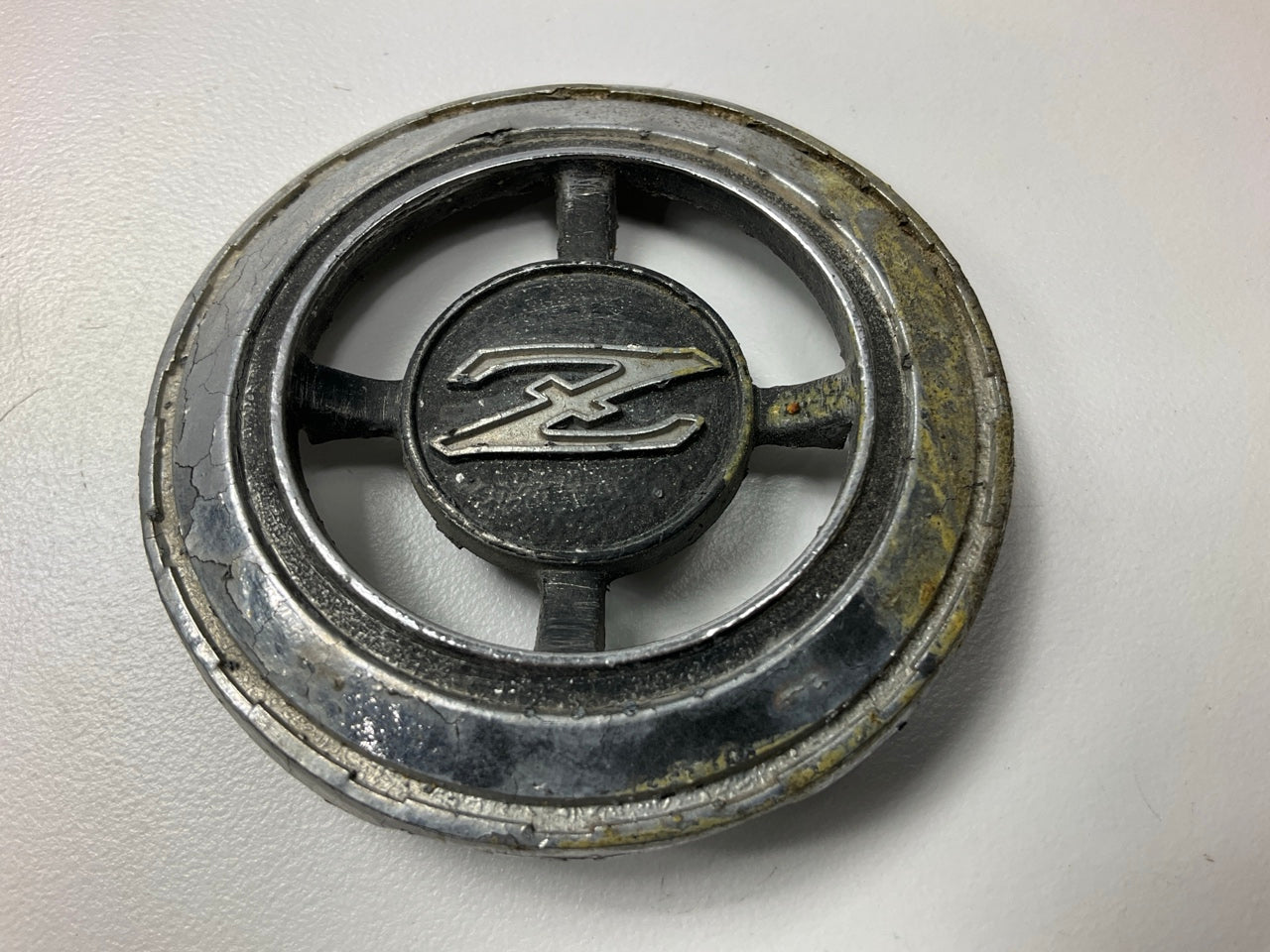 USED, Original OEM #251 Left Rear Side ''Z'' Emblem For 1970-1974 Datsun 240z 260z