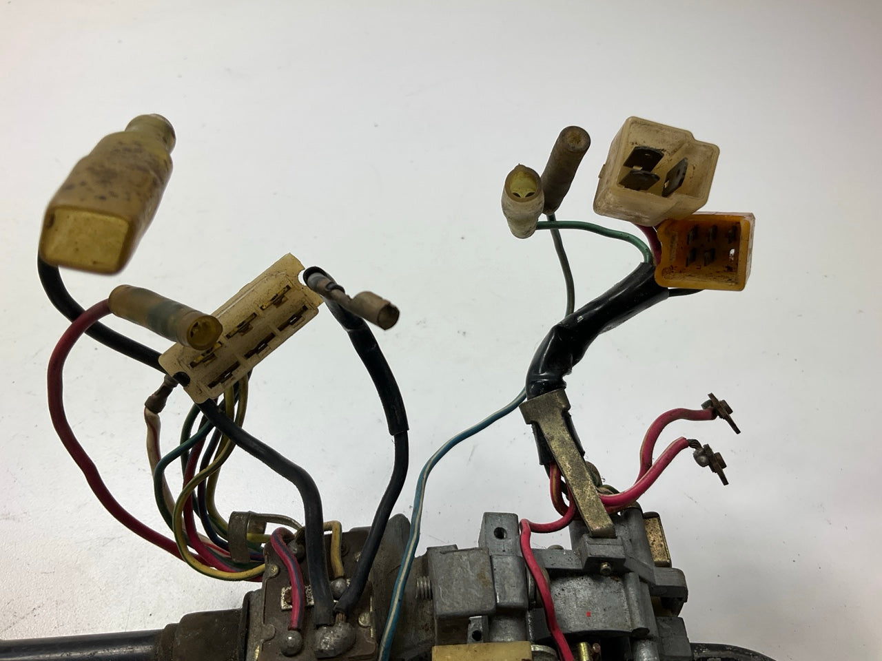 USED, UNTESTED Headlight Turn Signal Wiper Switch For 70-71 Datsun 240z Series 1