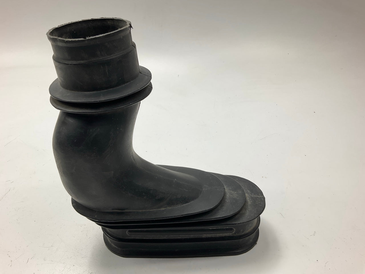 USED #283 OEM Air Cleaner Air Intake Box Duct 62861-P7900 For 81-83 280zx Turbo