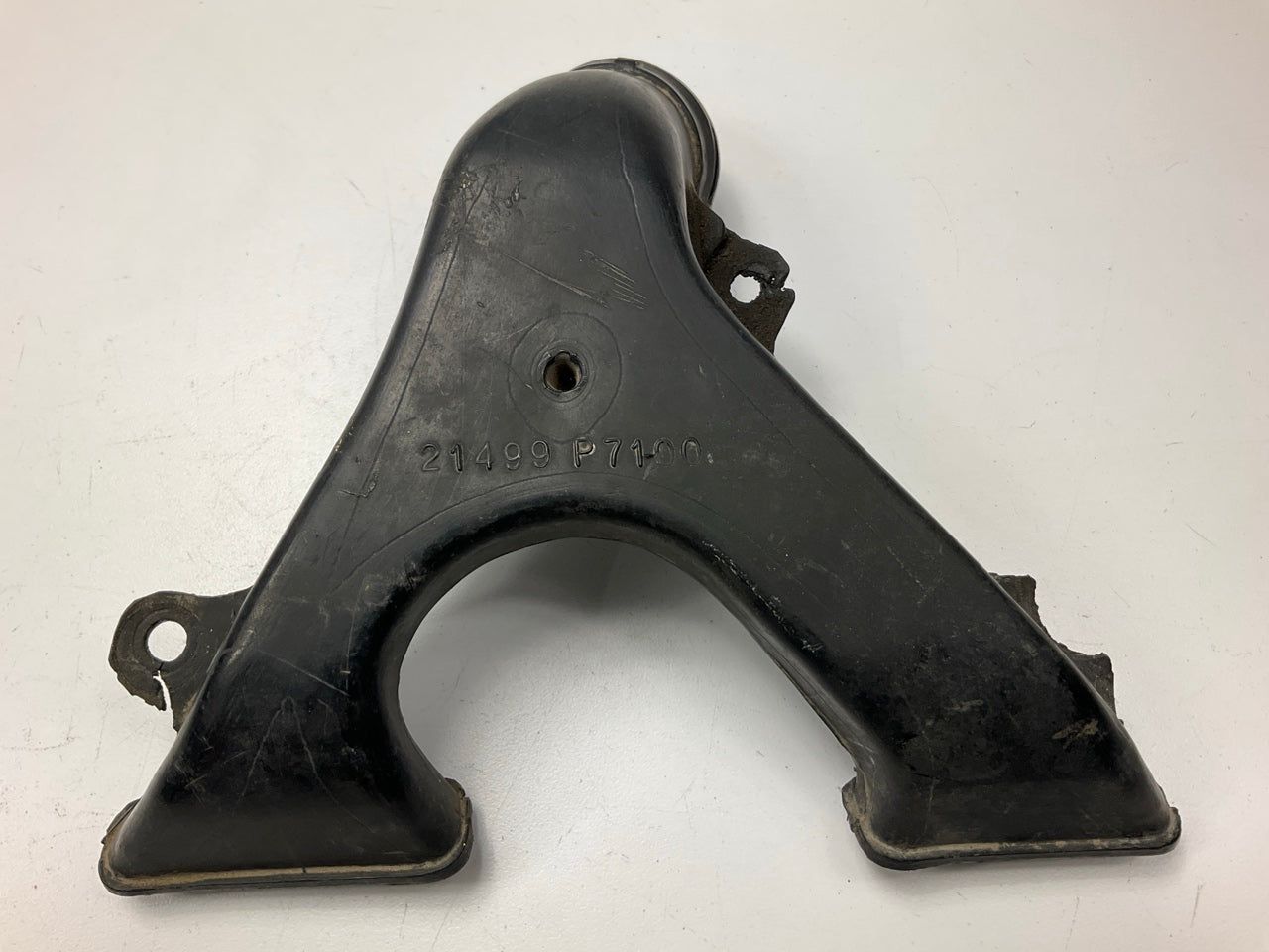 USED OEM 21499-P7100 Fuel Injector Fan Cooler Duct Air Tube For Datsun 280zx