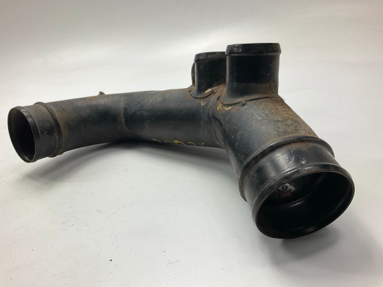 USED - Right Passengers Air Intake Pipe Tube OEM For 1990-1996 300zx Z32 N/A