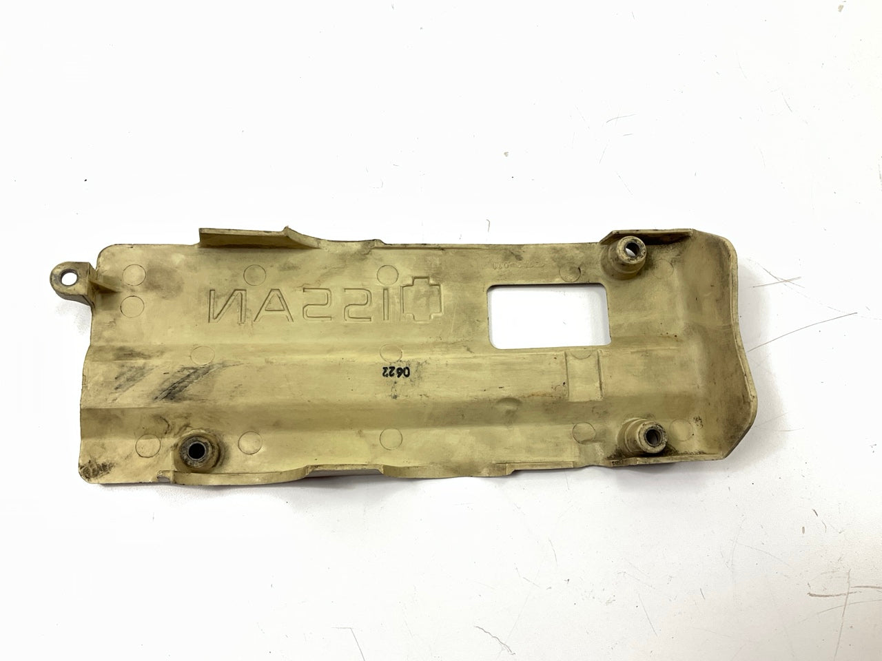 USED - OEM Engine Throttle Cable Cover For 1990-1996 Nissan Z32 N/A