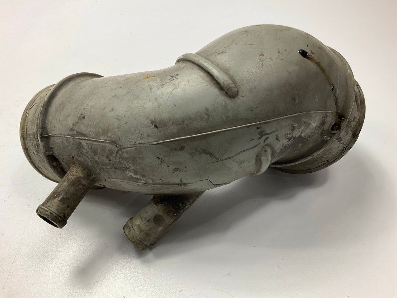 USED 295 Intake Duct Air Tube Hard Pipe Hose For 84-89 Nissan 300zx Z31 Nonturbo