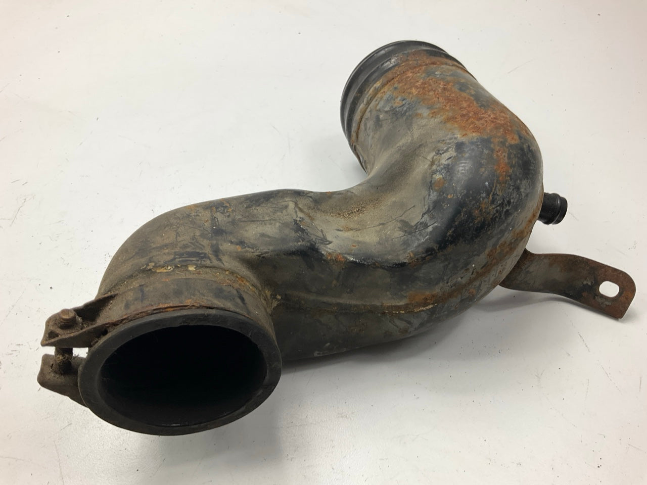 RUSTY #300 Air Intake To Turbo Elbow Pipe Line For 84-89 Nissan 300ZX Z31 VG30ET