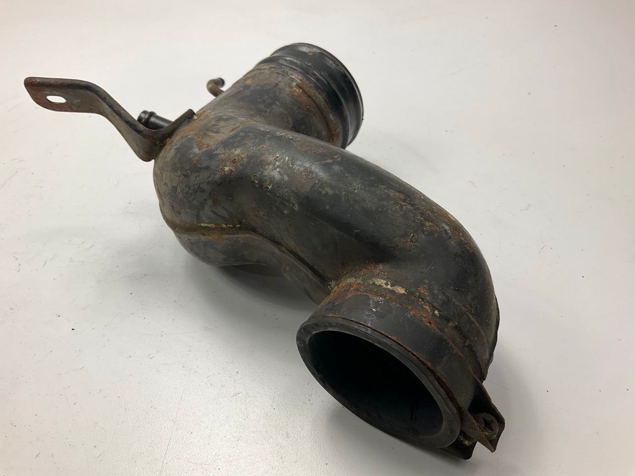 RUSTY #300 Air Intake To Turbo Elbow Pipe Line For 84-89 Nissan 300ZX Z31 VG30ET