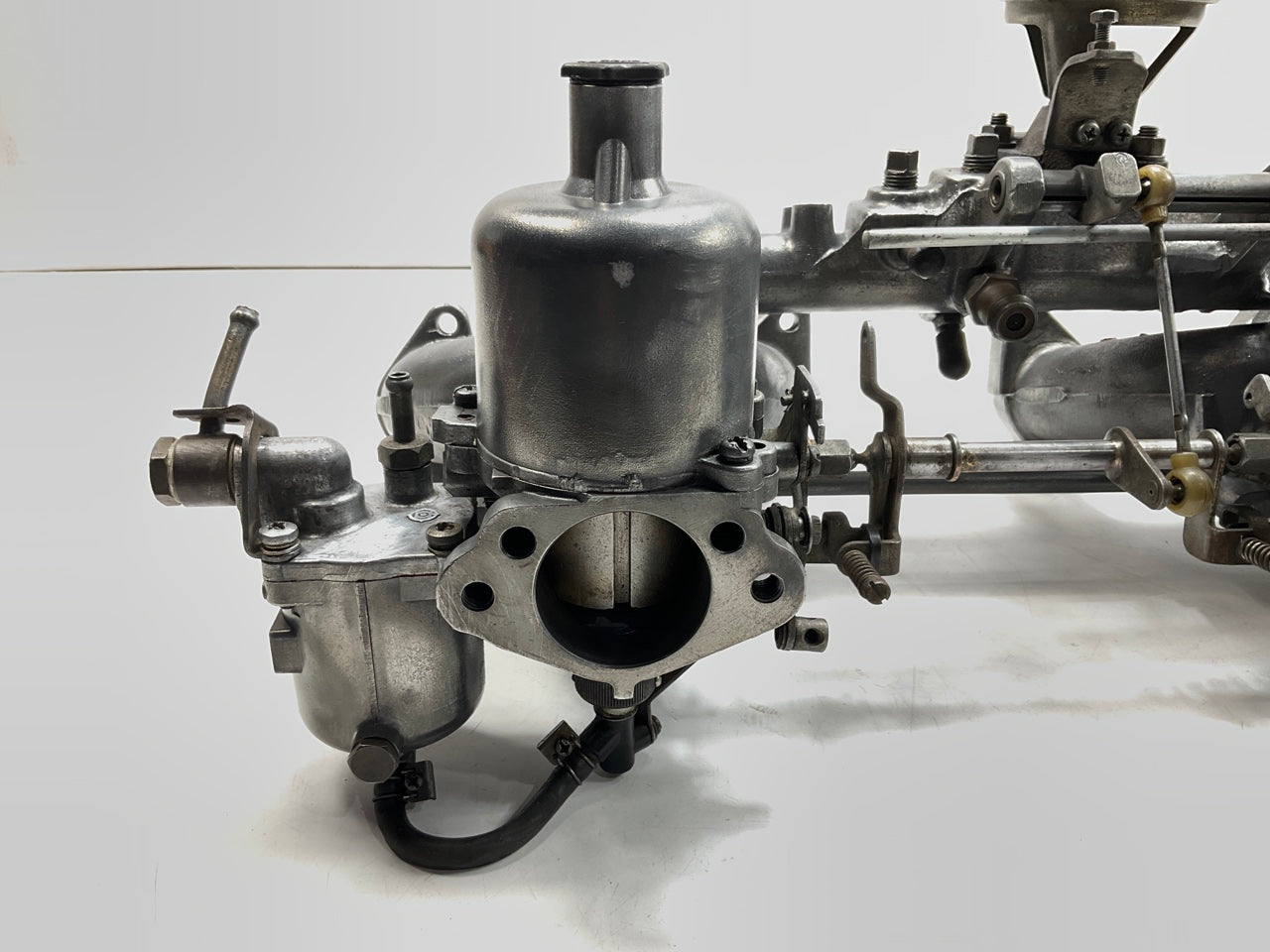 Hitachi SU Round Top Carburetors 3 Screw W/ E88 Intake Manifold For Datsun 240z