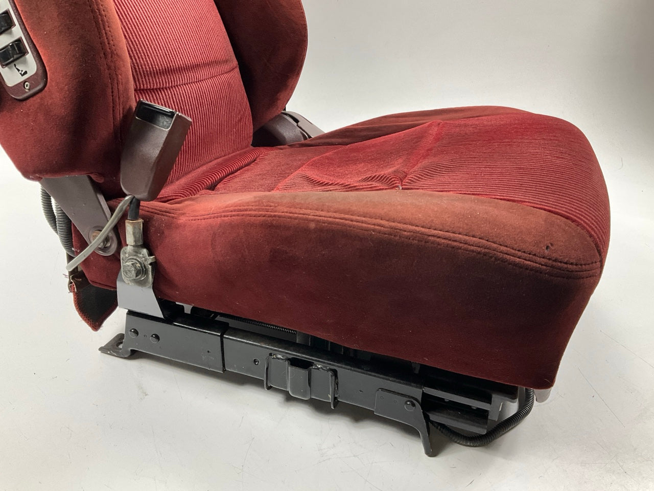 USED - RED ''TURBO'' Seats Removed From 1986 300zx Z31 Turbo, Original Shape