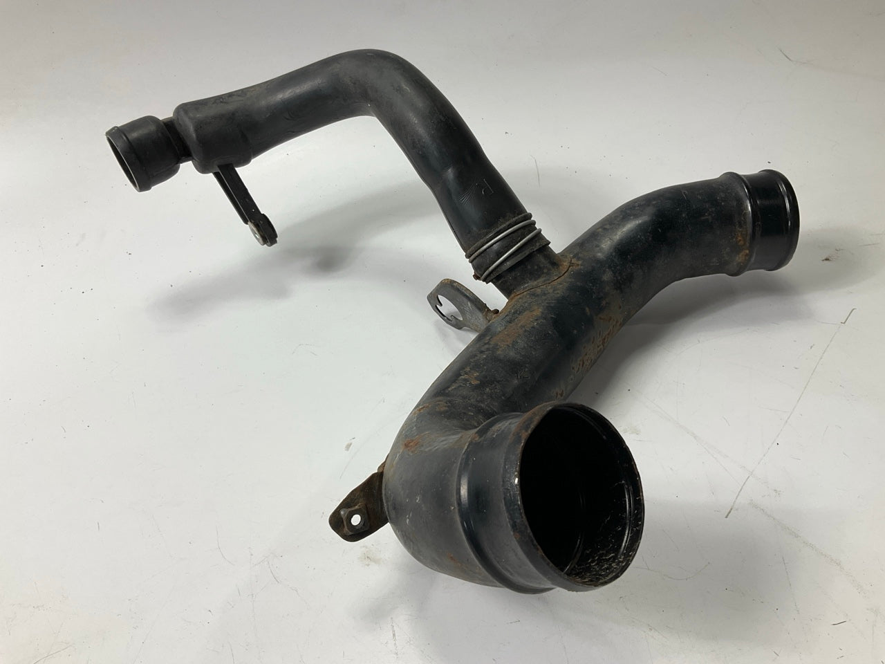 USED Left & Right Air Intake Pipes W/O Center Section OEM For 90-96 300zx Z32 NA