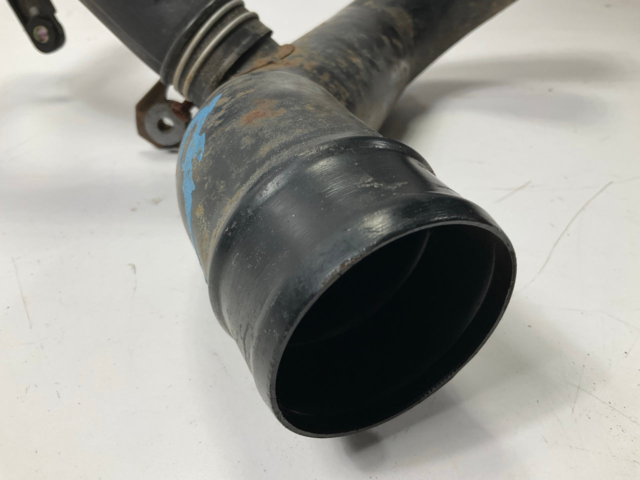 USED Left & Right Air Intake Pipes W/O Center Section OEM For 90-96 300zx Z32 NA