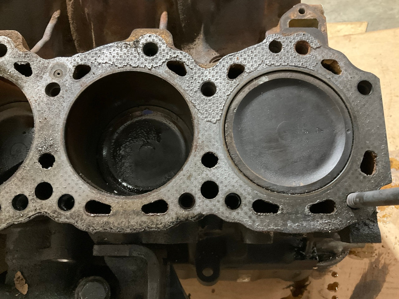 USED - Rebuildable Core Short Block Engine Motor For 1986 300zx TURBO Z31 VG30ET