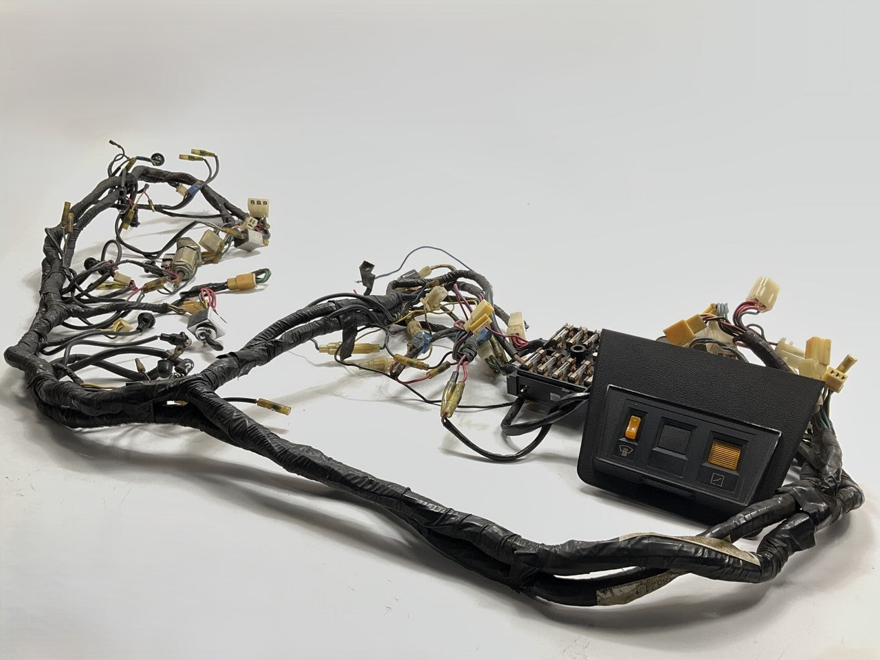 USED - Dash Wire Harness With Fuse Cover & Hazard Switch For 1972-73 Datsun 240z