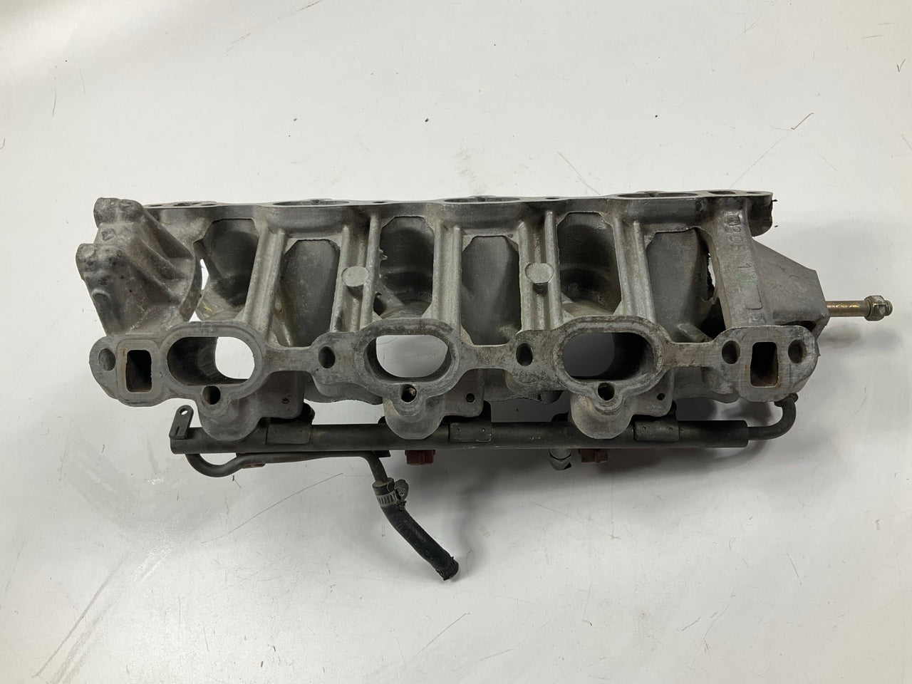 USED - Lower Intake Manifold Plenum WITH Fuel Rail & Injectors OEM For 90-96 Z32