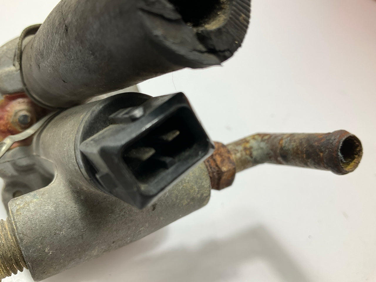 USED #433 - Idle Air Control Valve IAC OEM For 1981-1983 Datsun 280zx Turbo
