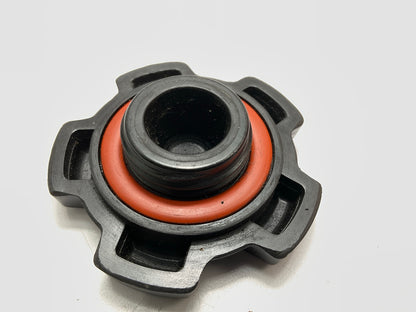 USED #487 - Original OEM Engine Oil Filler Cap For 1984-1996 300zx Z31 Z32