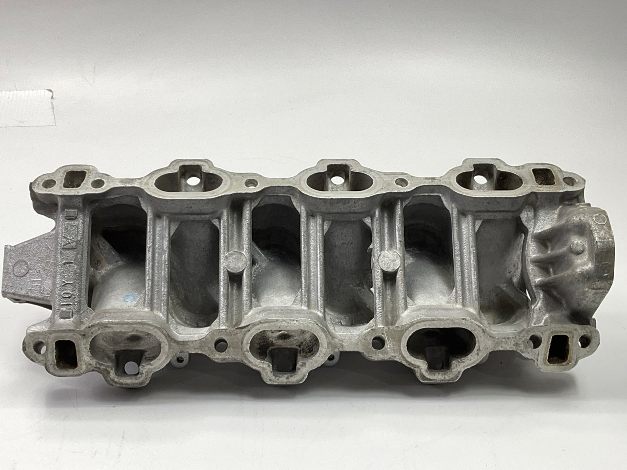 USED - Lower Intake Manifold Plenum OEM For 1990-1996 Nissan 300zx Z32 Non-turbo