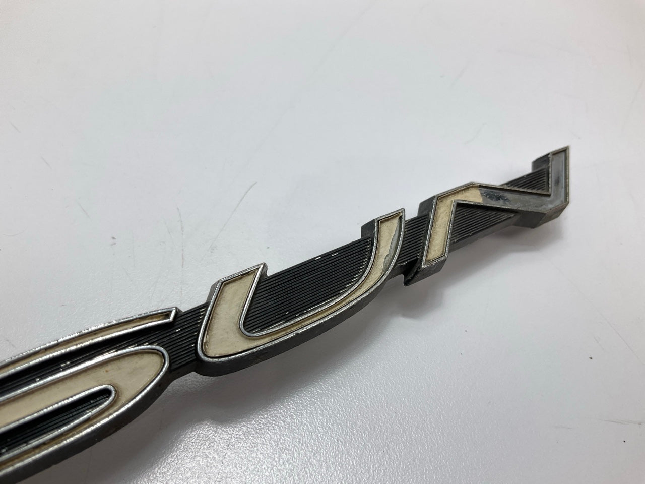 USED #503 - Fender Emblem Badge Set S30 OEM For 1970-73 Datsun 240Z