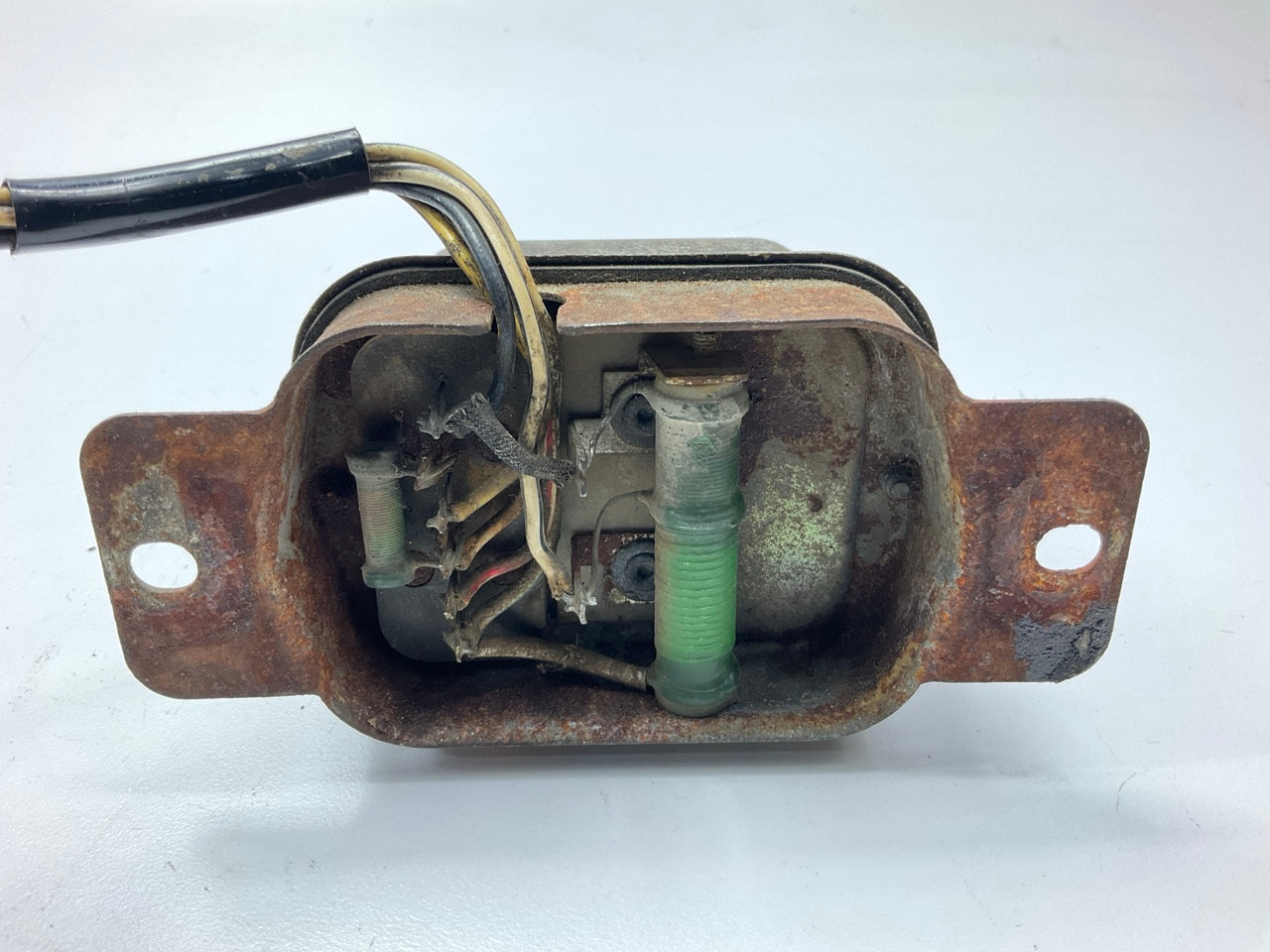 USED #5088 Voltage Regulator Removed From A 1972 240Z