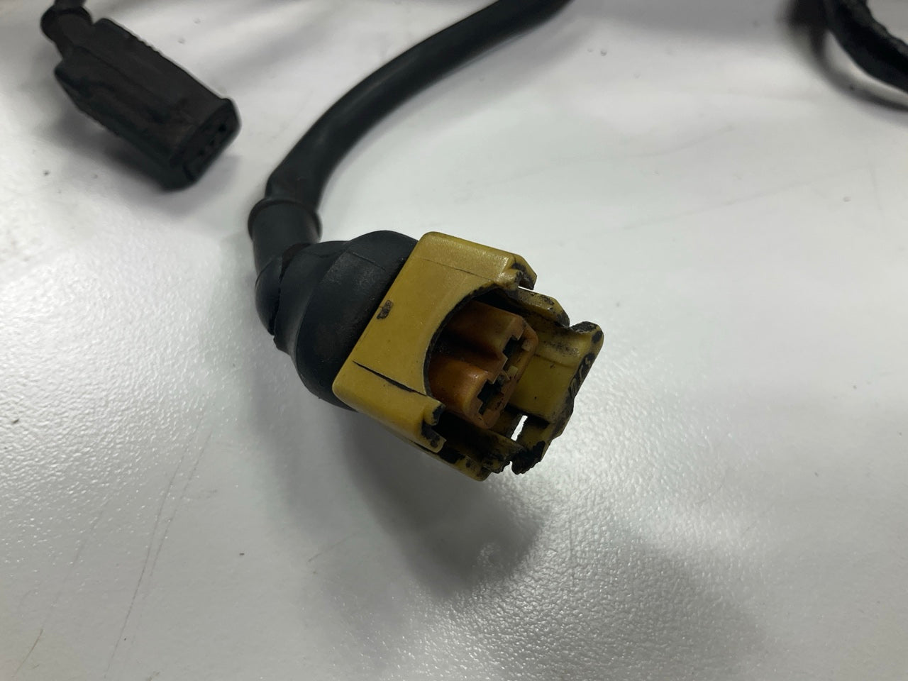 USED - Engine Injector Wire Harness. Non Turbo OEM For 1993 Nissan 300zx Z31
