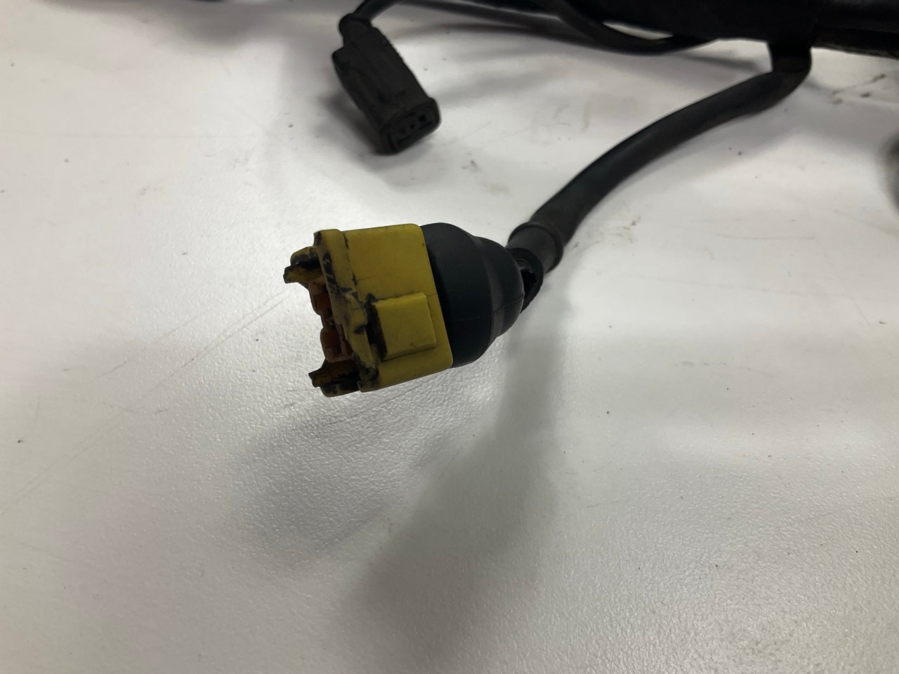 USED - Engine Injector Wire Harness. Non Turbo OEM For 1993 Nissan 300zx Z31