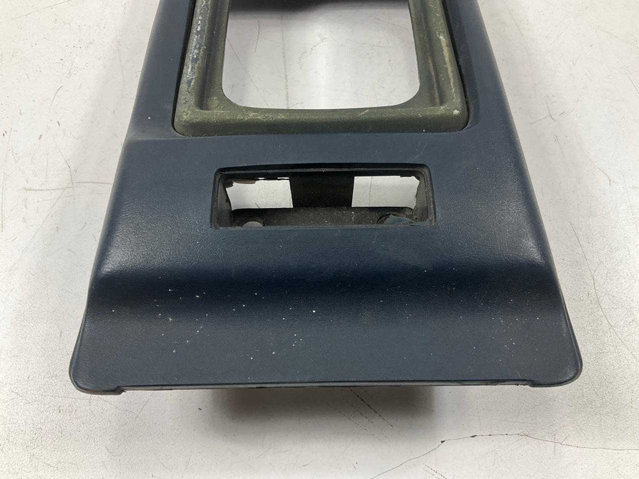 USED - #5360 Blue Center Console With Lid Cover OEM For 1979-1983 Datsun 280zx