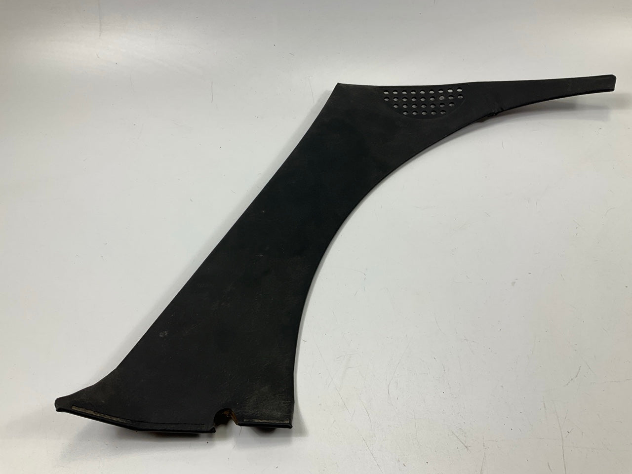 ROUGH SHAPE - SEE PHOTOS - Right Passengers Dog Leg Trim Panel For Datsun 280z