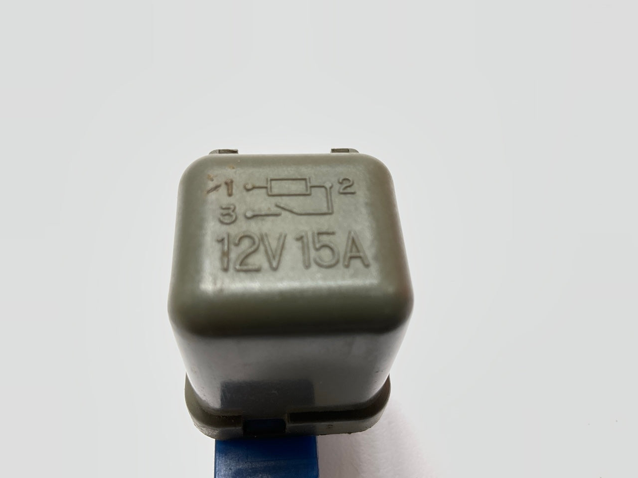USED OEM 25630-C9960 Multi-purpose 3-Pin Gray/Blue Relay For Nissan
