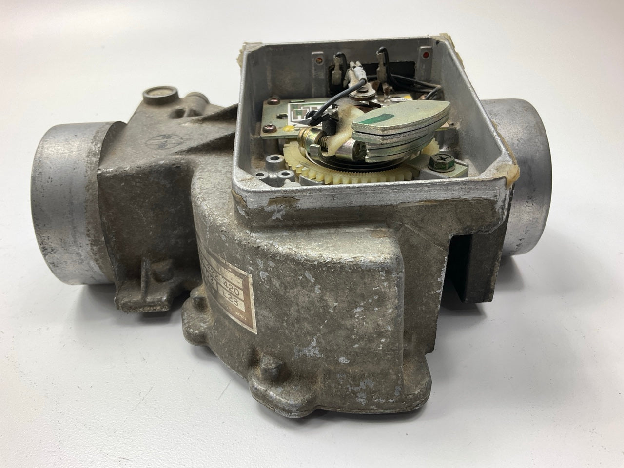USED #601 Air Flow Meter AFM Sensor A31 622 42 For 1979-1983 Datsun 280zx