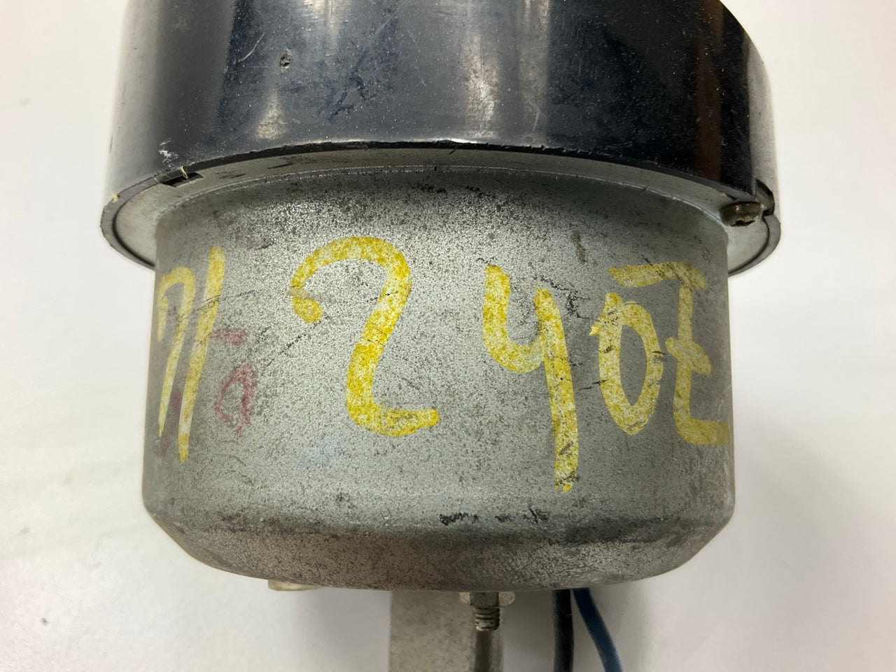 USED #617 - OEM Jeco Clock Dash Gauge OEM For 1970-1973 Datsun 240z