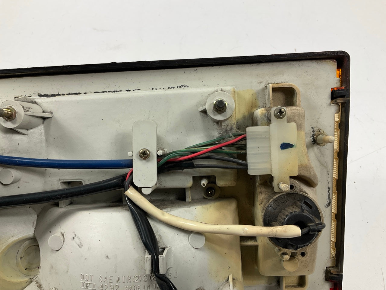 Has Multiple Cracks, Very Rough, See Photos Right Taillight Lamp For 82-83 280zx