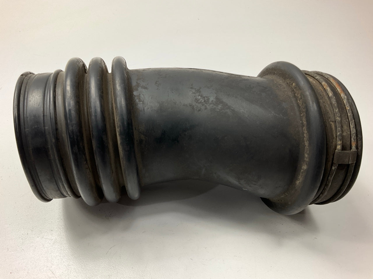 USED #699 MAF Intake Duct Air Tube Hose 1657811P00 OEM For 84-89 300ZX Z31 Turbo