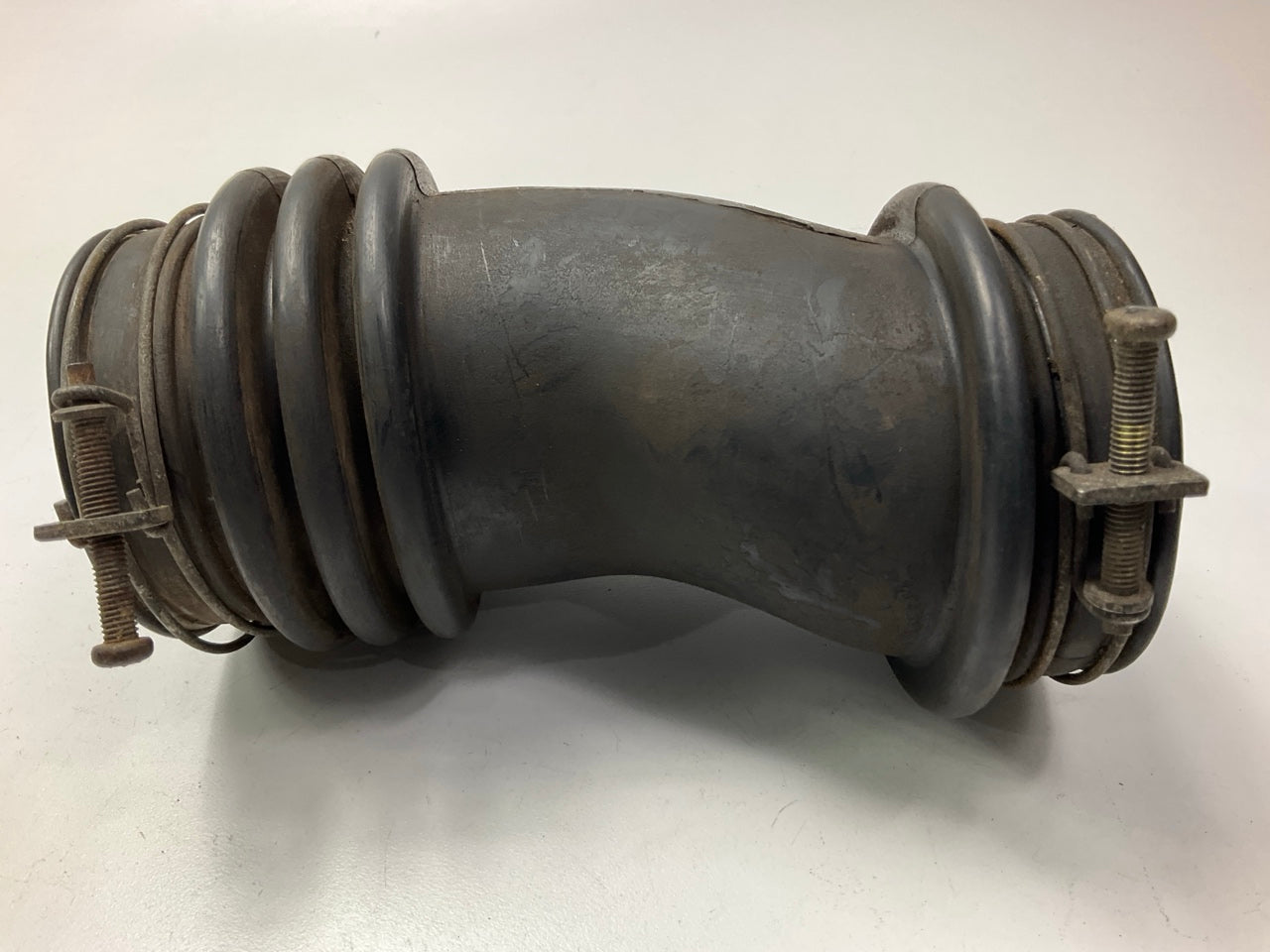 USED #701 MAF Intake Duct Air Tube Hose 1657811P00 OEM For 84-89 300ZX Z31 Turbo