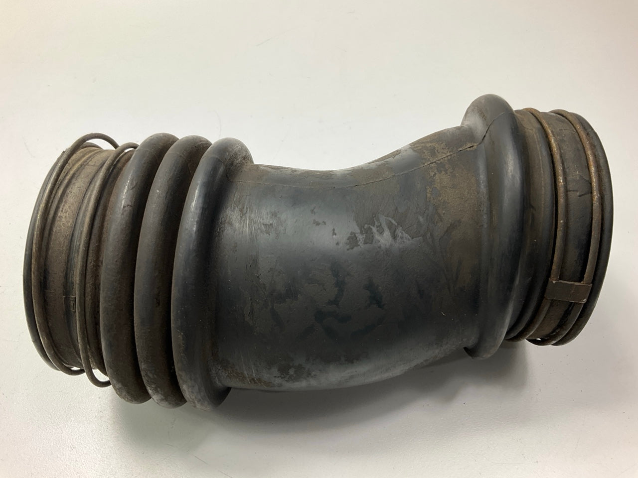 USED #701 MAF Intake Duct Air Tube Hose 1657811P00 OEM For 84-89 300ZX Z31 Turbo