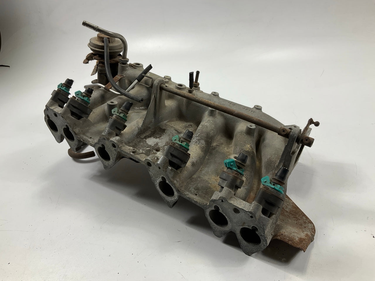 USED #706 ''P71'' Intake Manifold OEM For 1979-1983 Datsun 280zx