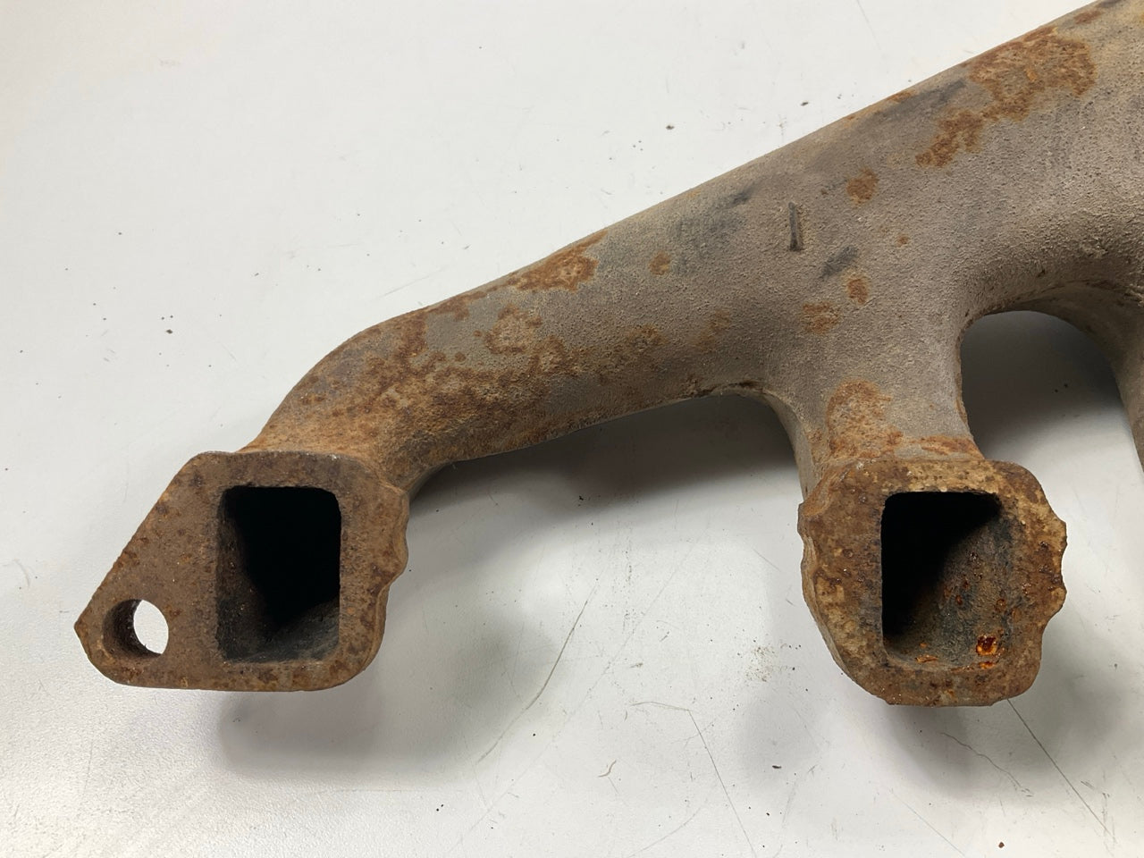 RUSTY, SEE PHOTOS - #727 ''N42'' Exhaust Manifold For Datsun 280z 280zx