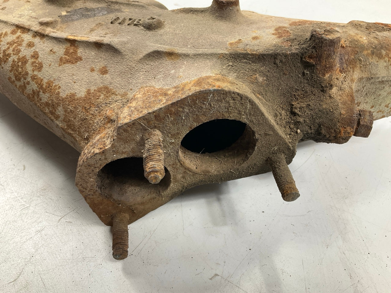 RUSTY #729 SEE PHOTOS, USED OEM Exhaust Manifold For Datsun 240z 260z 280z 280zx