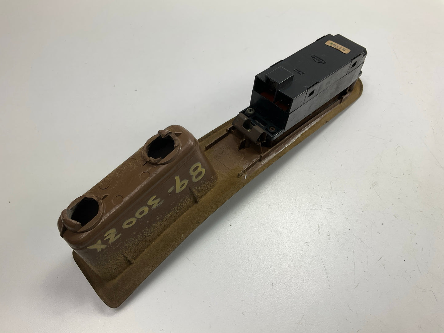 USED - Brown Door Lock Power Window Switch OEM For 1990-1996 Nissan 300zx Z32