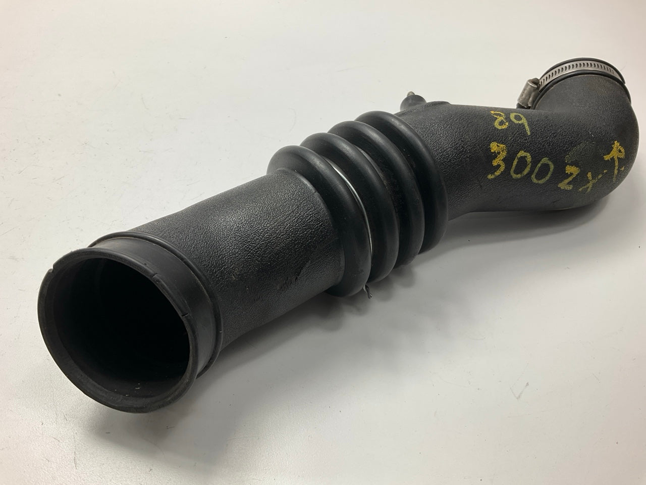 USED #801 Air Intake Tube Pipe Hose OEM For 1990-1996 Nissan 300zx Z32 Non-turbo