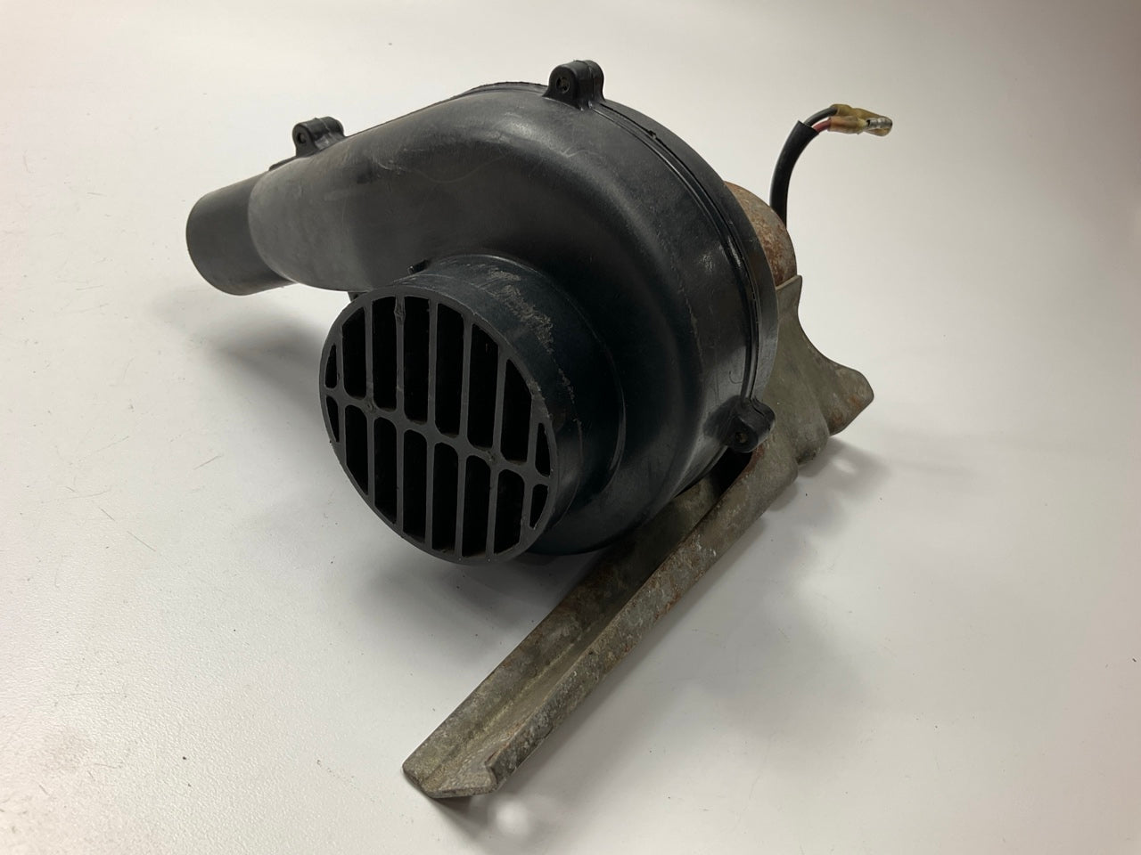 USED #841 Fuel Injector Cooling Fan With Mounting Bracket OEM For Datsun 280zx