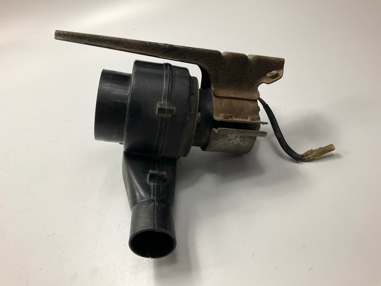 USED #841 Fuel Injector Cooling Fan With Mounting Bracket OEM For Datsun 280zx