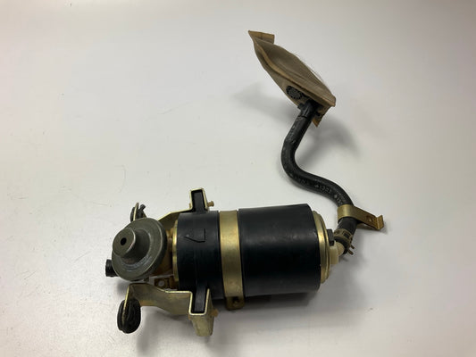 USED # 863 - Twin Turbo Fuel Pump OEM For 1990-1996 Nissan 300ZX Z32 TT