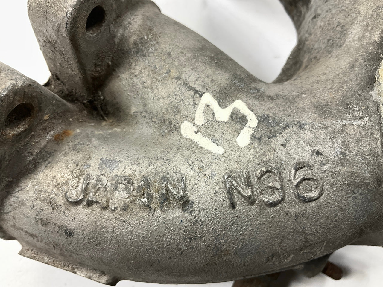 USED - ''E46'' SU Carburetor Intake Manifold For 1970-1974 Datsun 240z 260z
